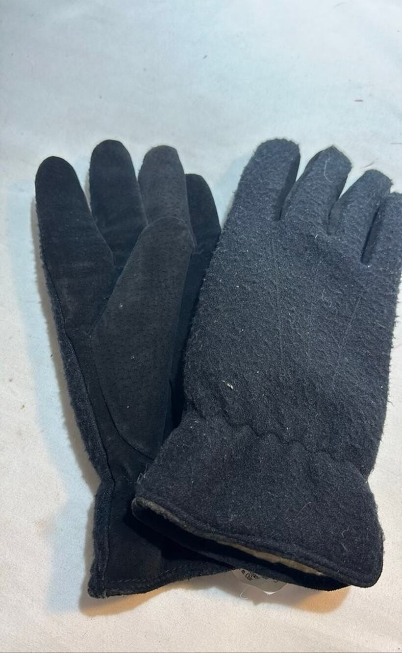 Isotoner Black Fleece Lined Gloves